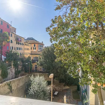 Guesthost - Gruber Modern Flat Lägenhet Genua