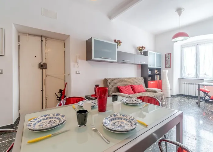 Guesthost - Gruber Modern Flat Genua