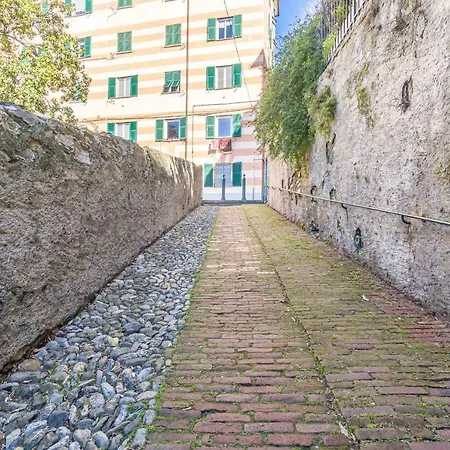 Gruber Modern Flat * Gênes